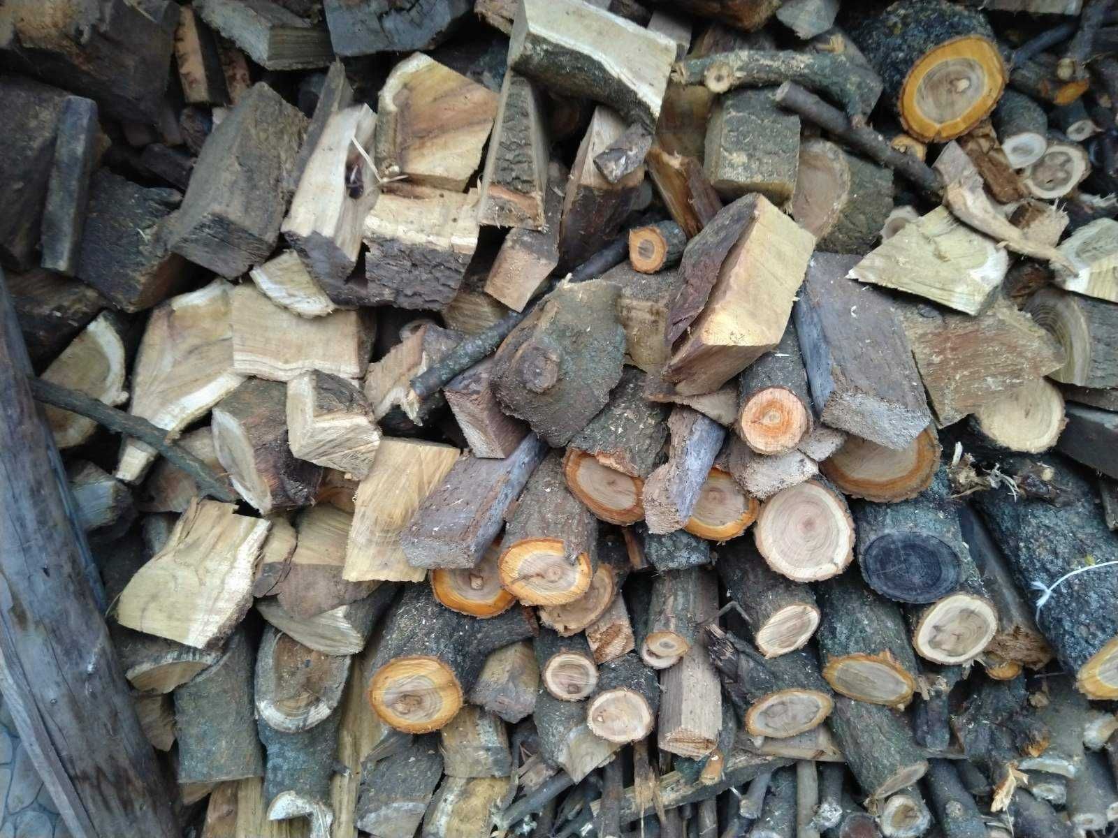 Продам сухі дрова різані та колоті