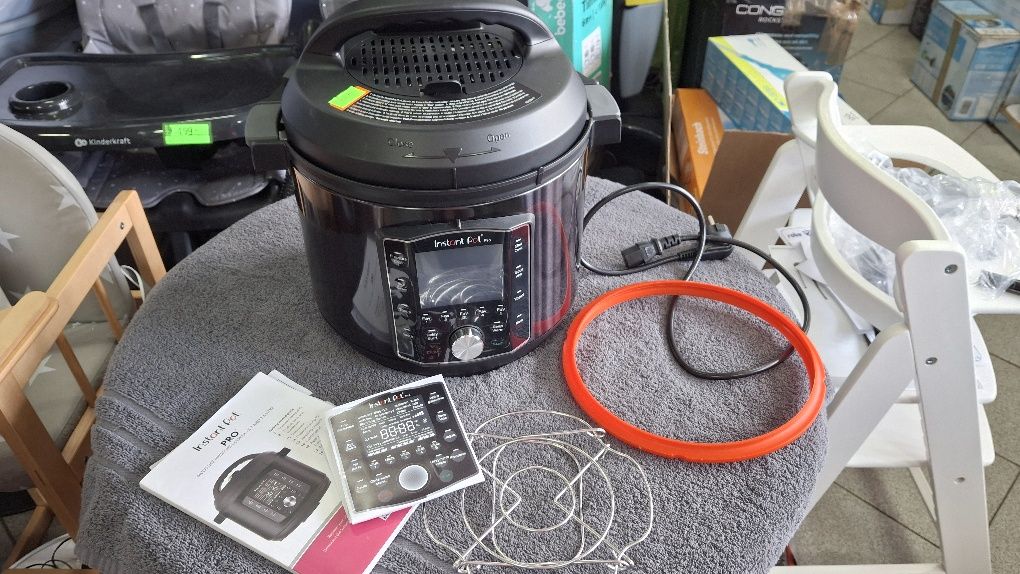 Multicooker Instant Pot Pro (006)