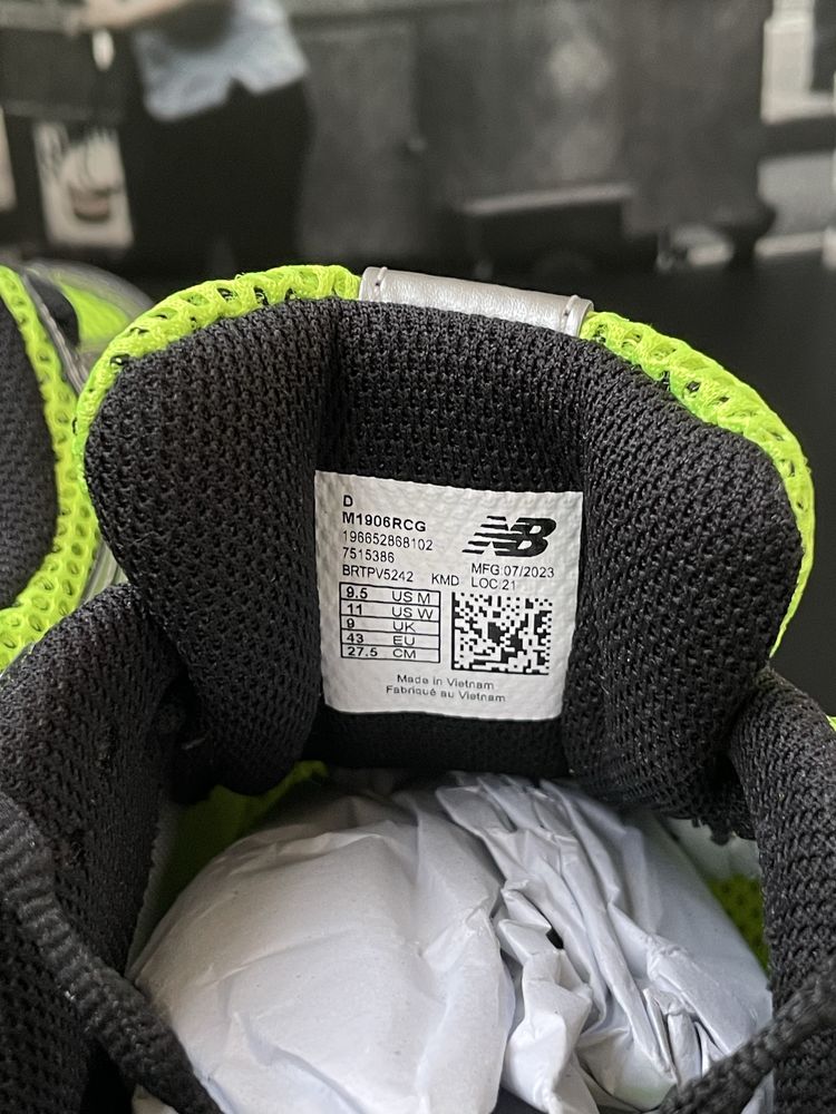 Кросівки New Balance 1906R  Оригінал  Розмір: EU 43 US 9,5 27,5см
