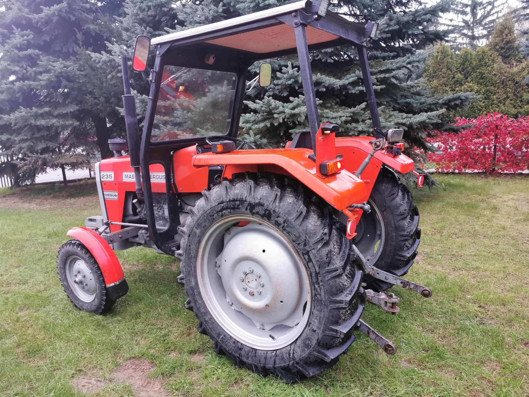 Massey ferguson 235 (2812)