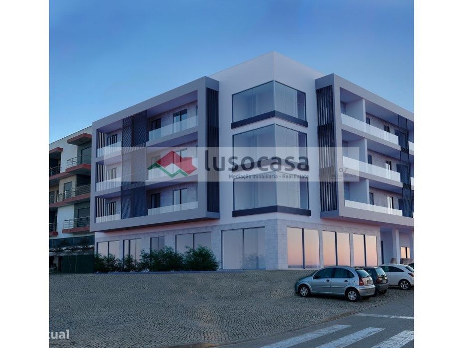 Excelente apartamento tipo T2, com pé direito de 3,80m2, ideal para...