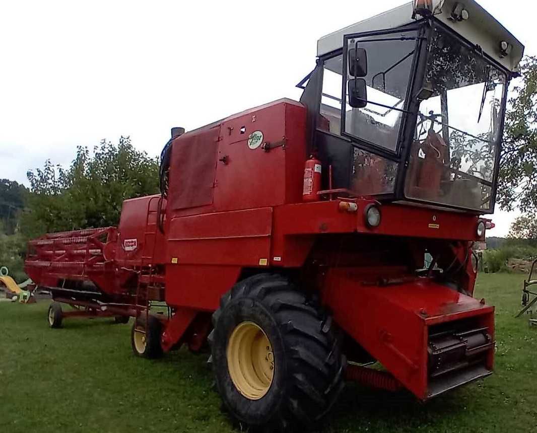 Kombajn Bizon Z056