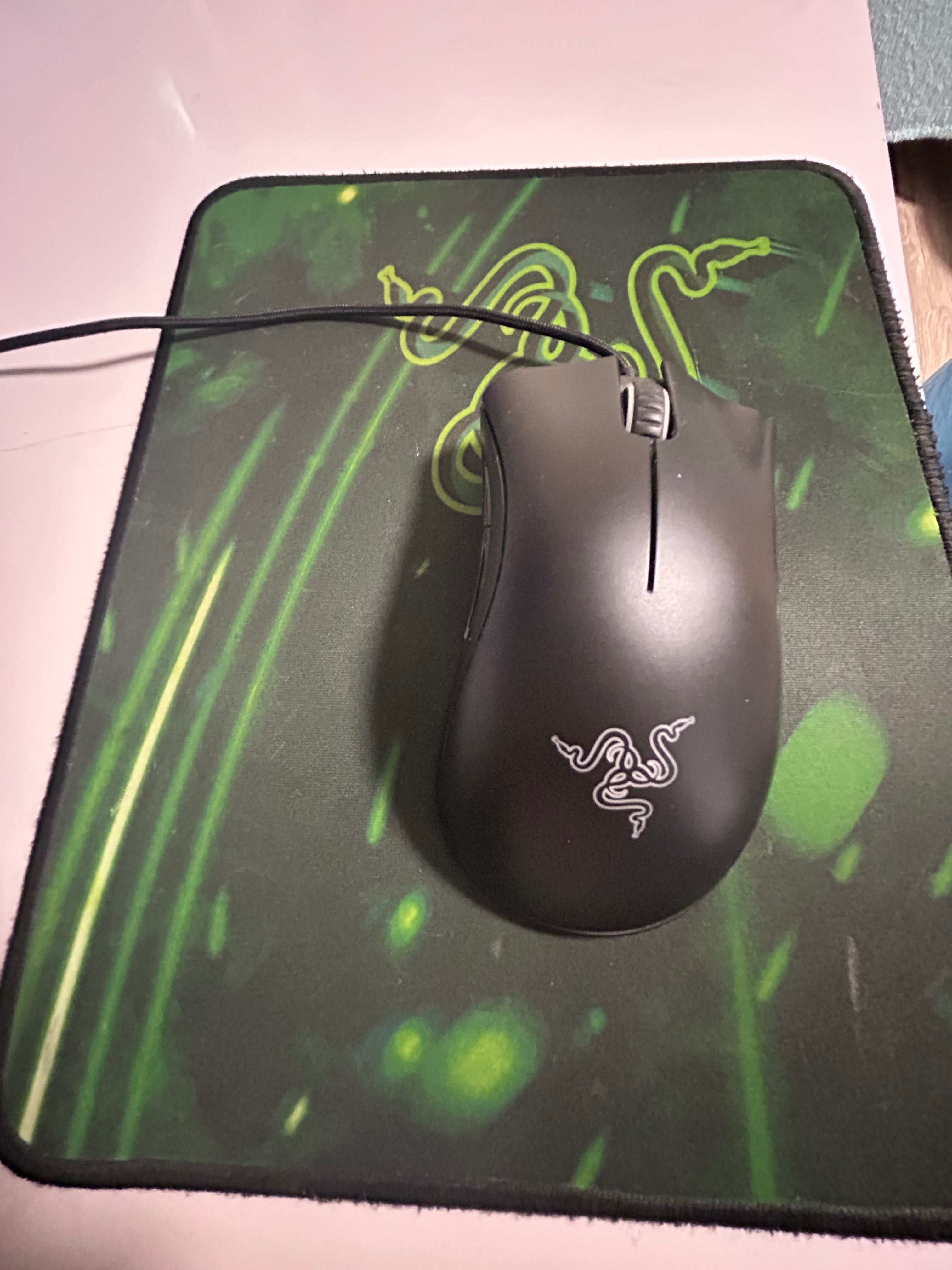 Клавіатура, миша та коврик Razer Ornata Chroma + Razer Deathadder