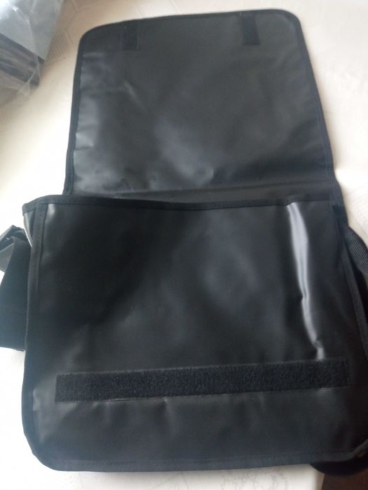 Rob Robinson czarna torba do laptopa 34x37x13/ A4 tak