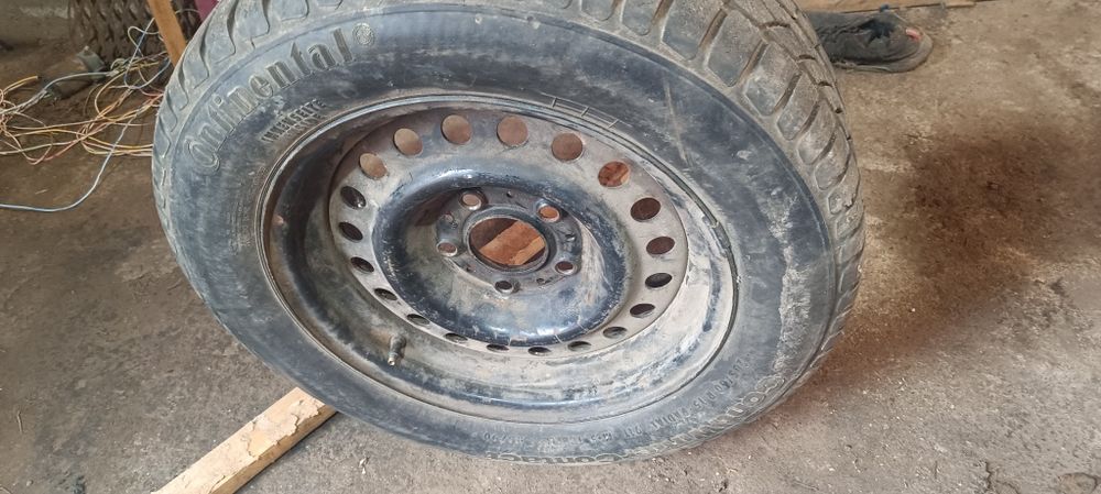 Продам колесо бмв е 34