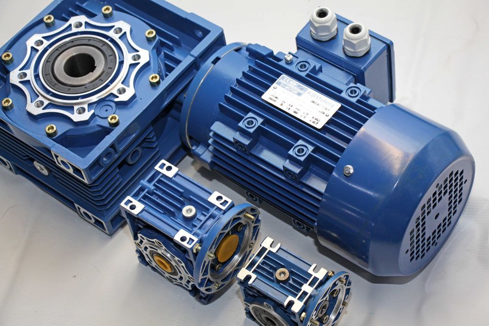 Мотор-редуктори, черв'ячні редуктори серії NMRV.