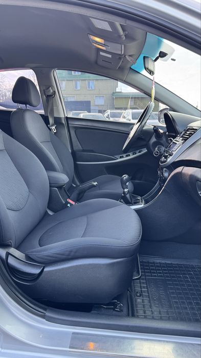 Офіційний Hyundai Accent Хюндай Акцент 2013 р 1,4 газ/бенз 5МКПП