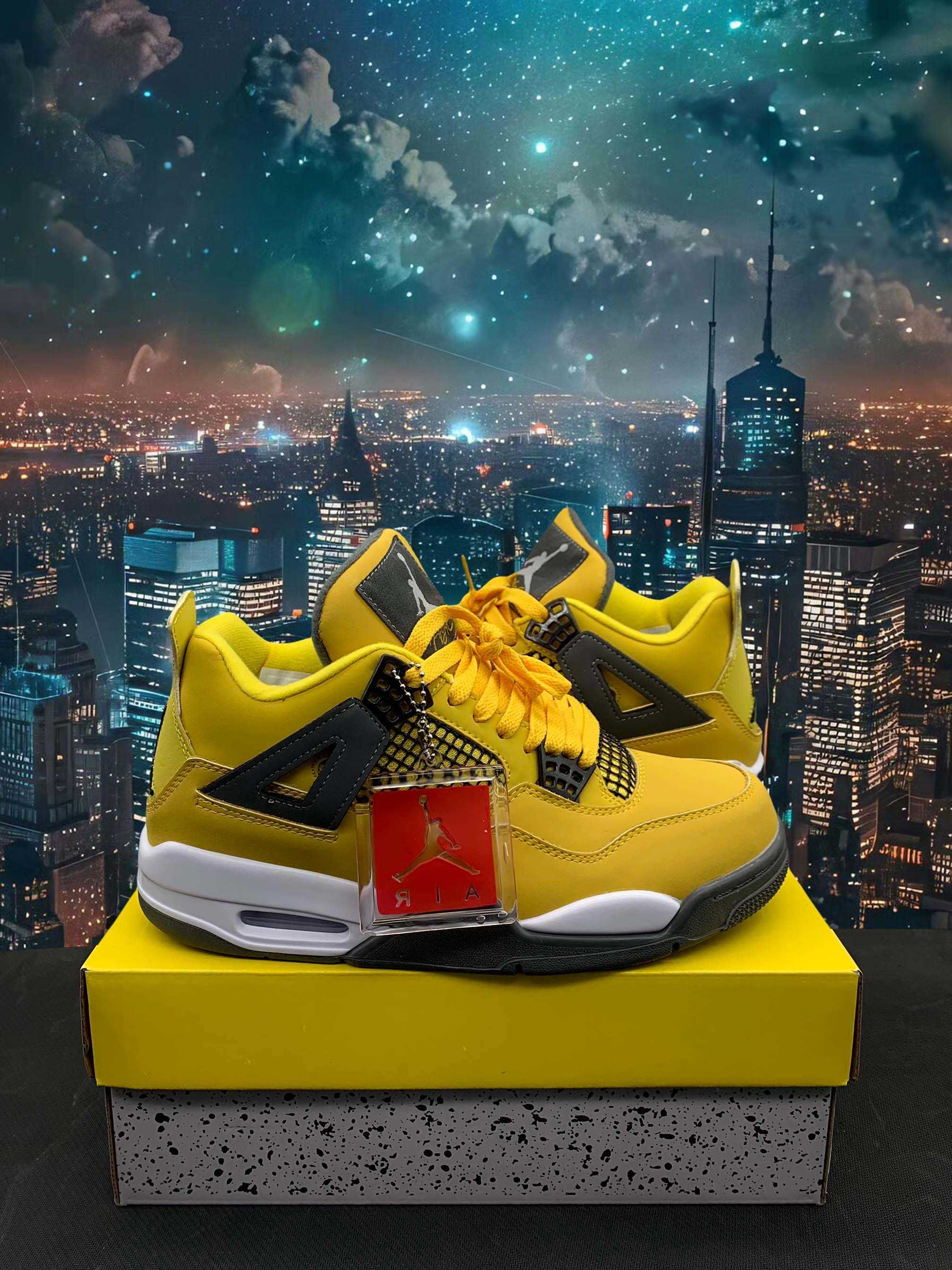 Jordan 4 Retro Lightning 38 EU / 5,5US / 23,5 CM