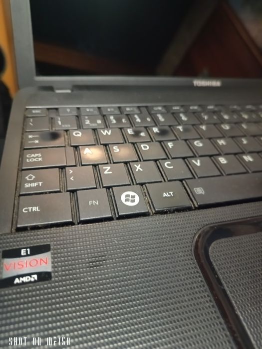 Toshiba  l500  c850  e  Hp dv6 150€ conjunto