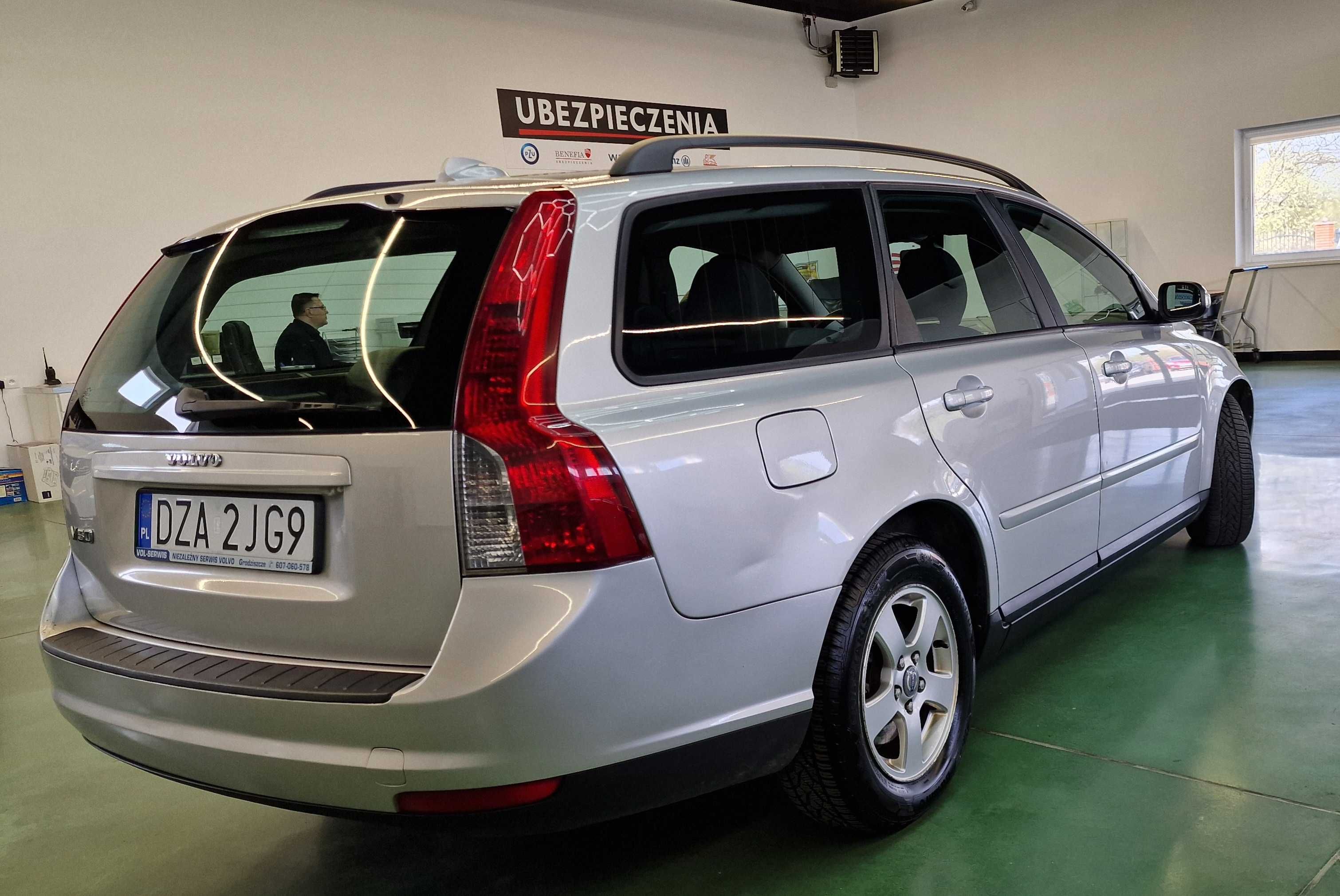 Volvo V50 1,6D 110 KM