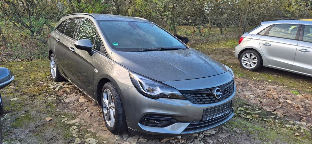 Opel Astra Klimatyzacja, Elektryka, Nawigacja ,Aluminiowe felgi 17- SERWIS