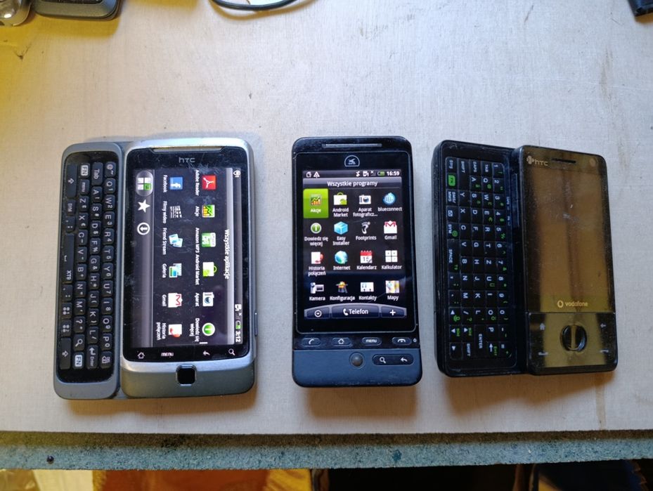 Htc zestaw telefonów. Desire Z, hero, touch pro , stare telefony