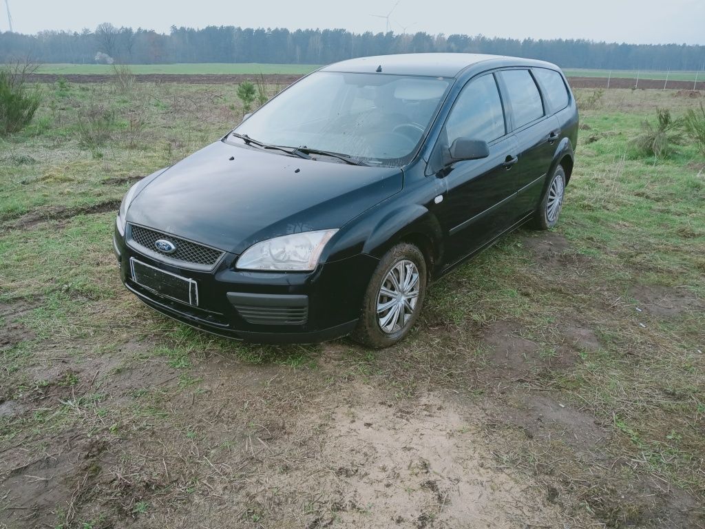 Ford focus MK2 zderzak klapa lampa silnik 1.6 TDCi HDi w aucie drzwi