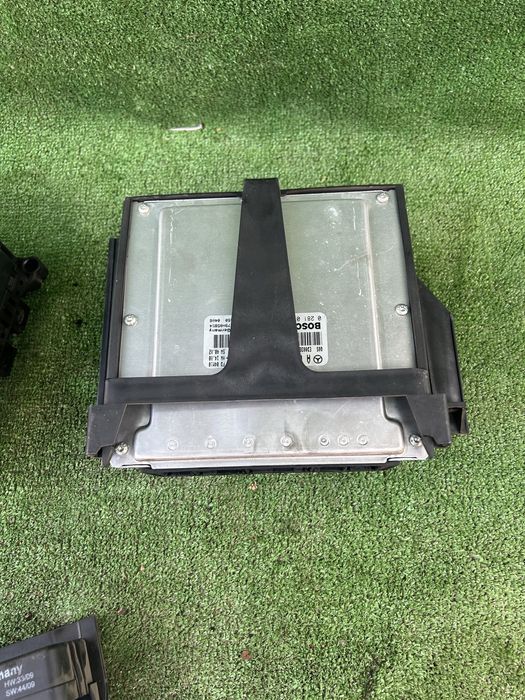 Комплект Мозги+блок предохранителей+реле свечей накала Мерседес Мл163