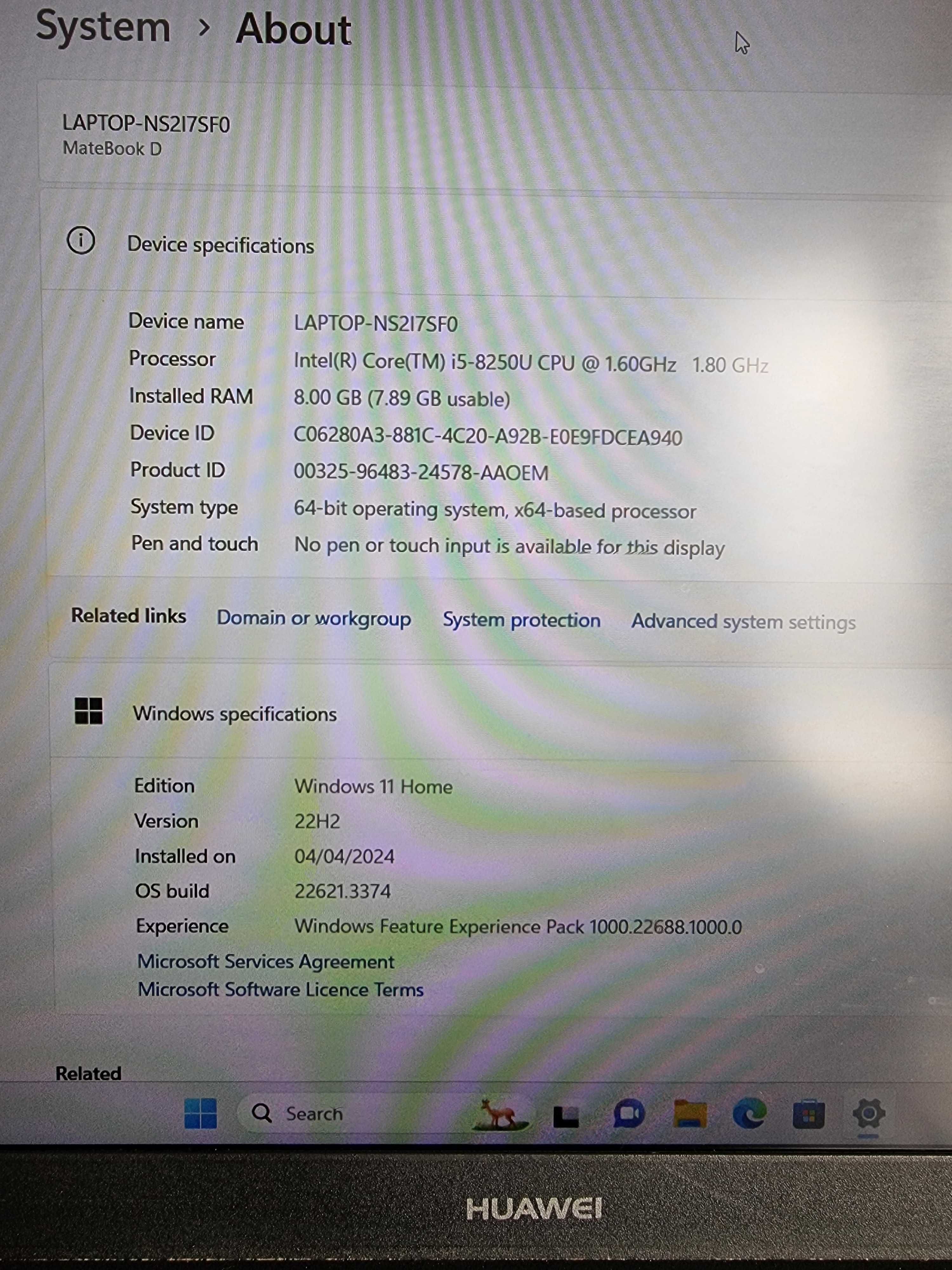 Huawei MateBook D15.6 (Windows 11, 256GB SSD, 8GB RAM)