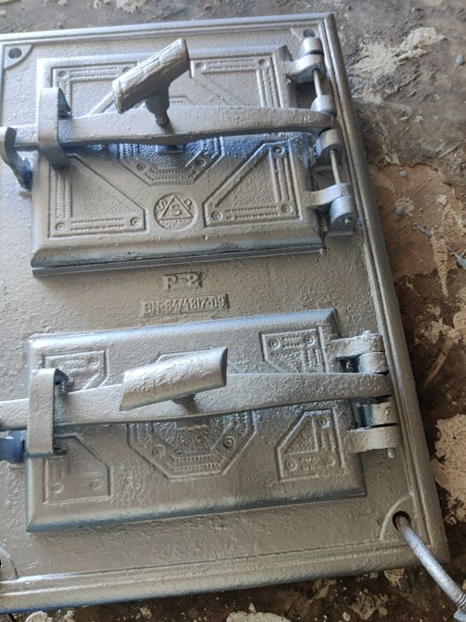 Sprzedam drzwiczki od pieca kaflowego