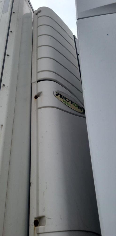 Naczepa chłodnia KRONE  Doppelstock  Carrier 1550  2010