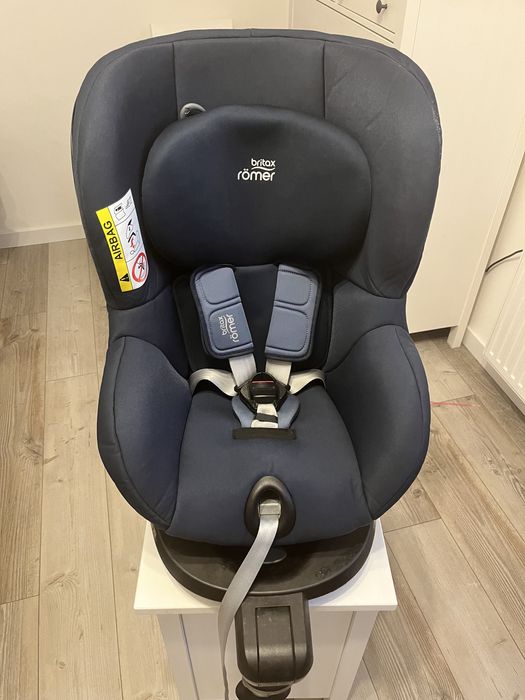 Fotelik Isofix Britax Romer Dualfix obrotowy