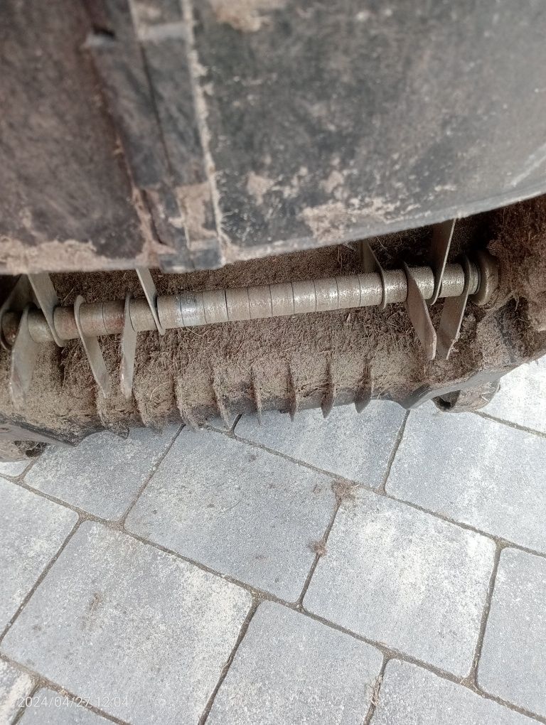 Wertykulator z areoratorem