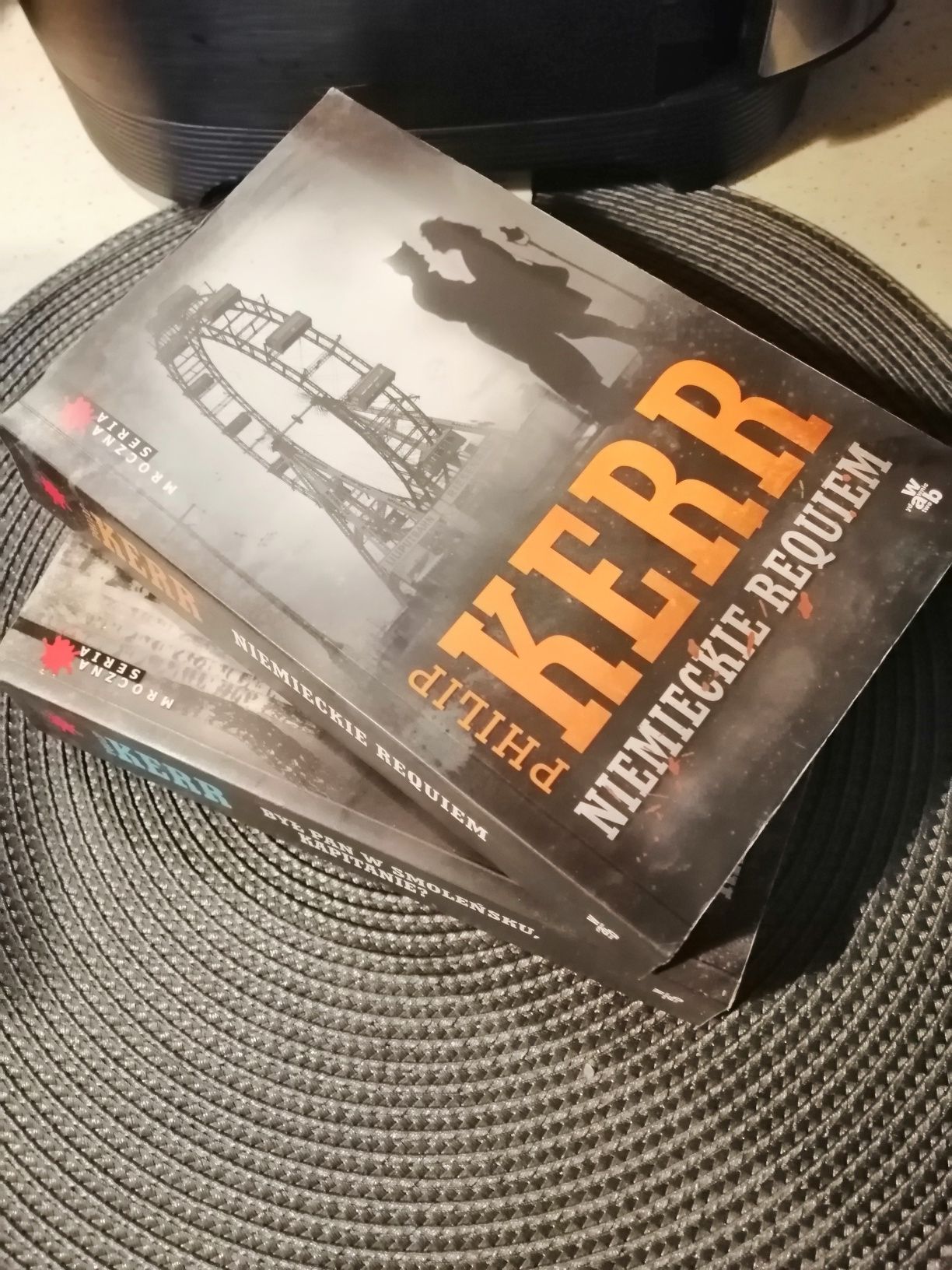 Philip Kerr - 2 książki w cenie jednej.