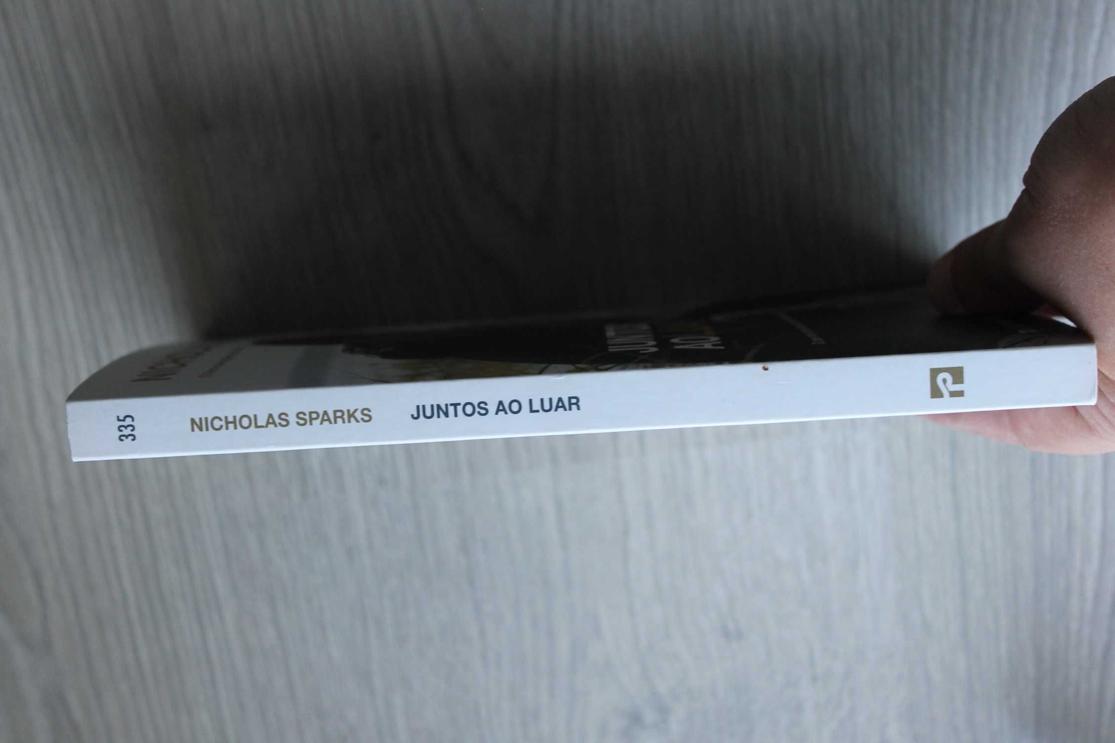 Livro Juntos ao Luar de Nicholas Sparks
