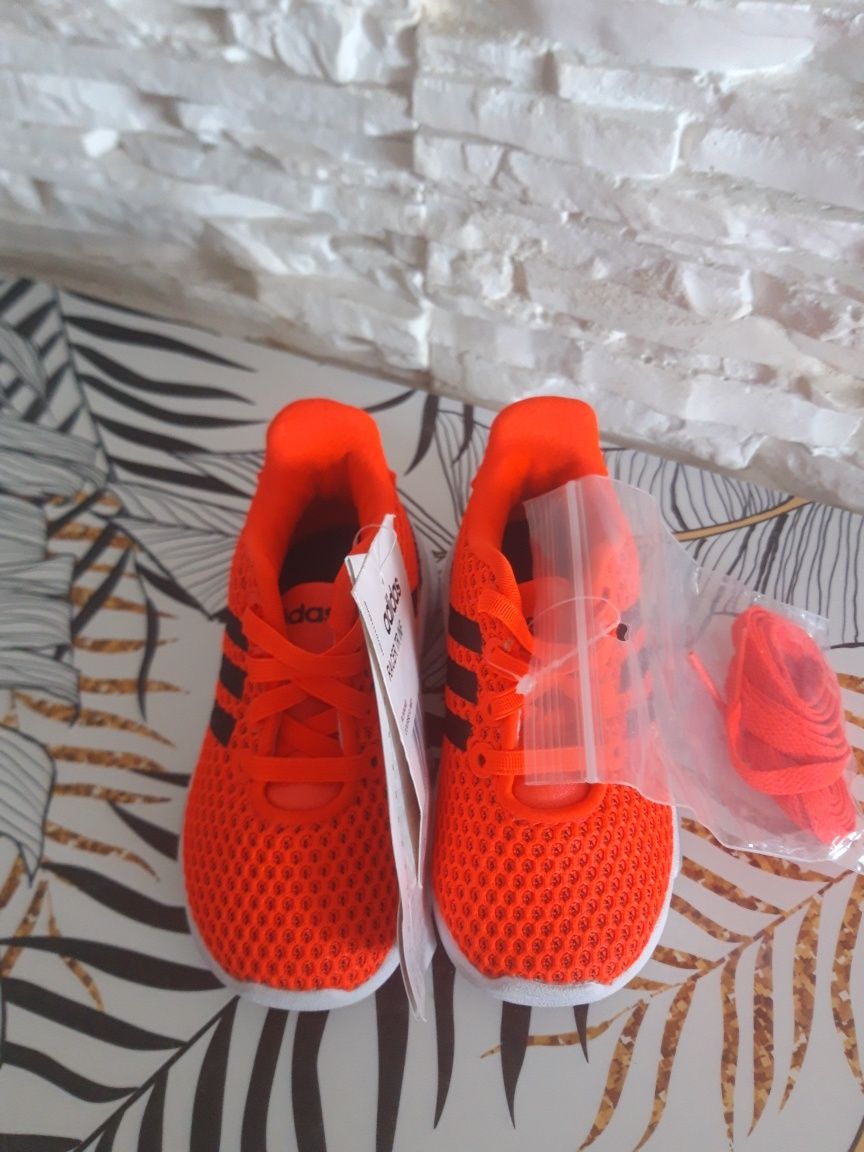 Buty Adidas Racer r.20 Nowe