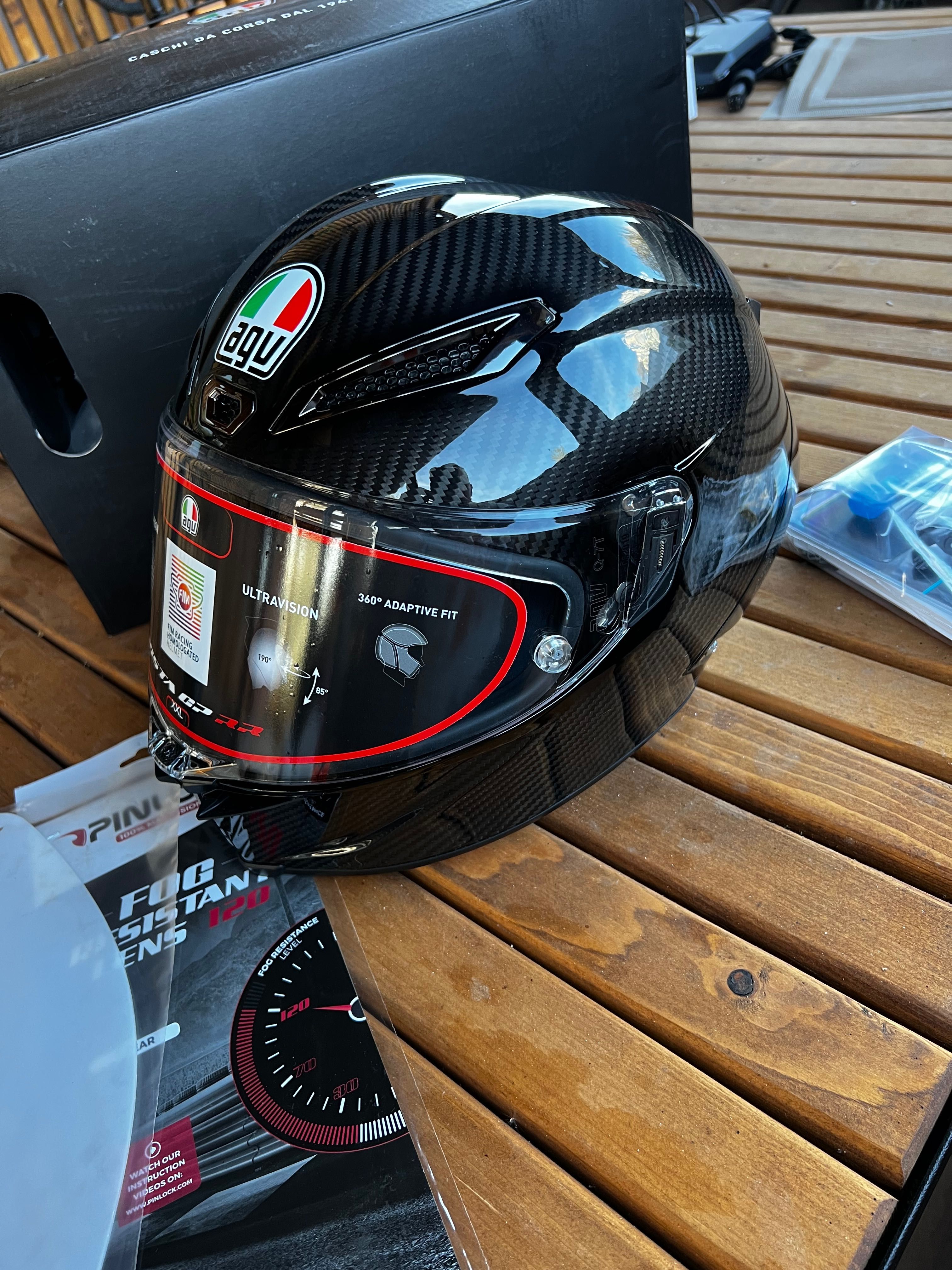 AGV pista gp rr mono glossy carbon