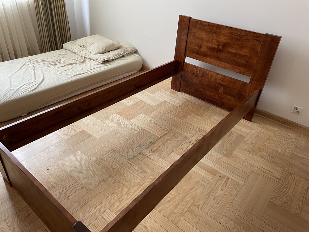Rama łóżka z litego drewna EkoDom jak nowa 100x200