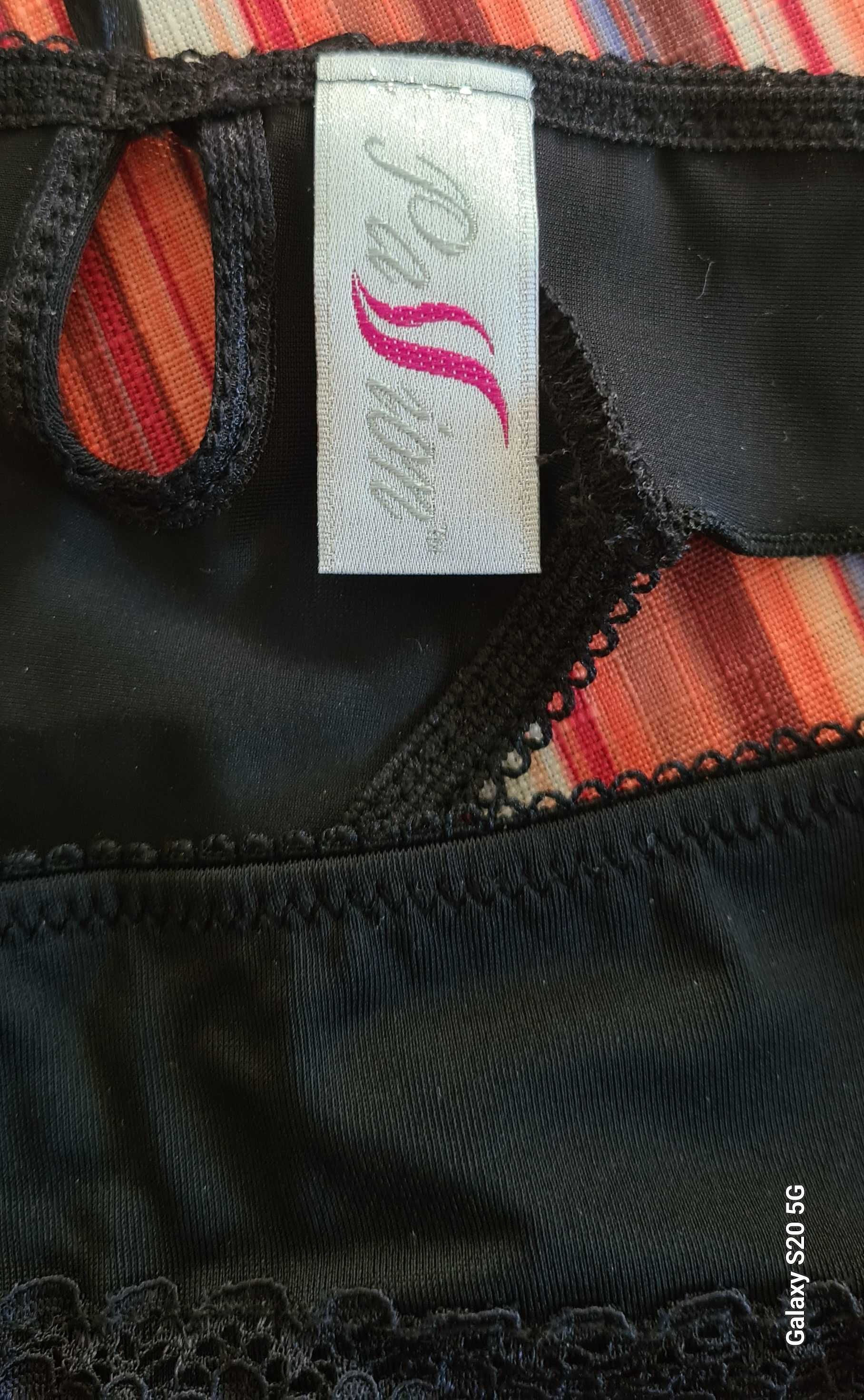 Peniuar ze stringami M PASSION czarne koronka, w oryginalnym kartoniku