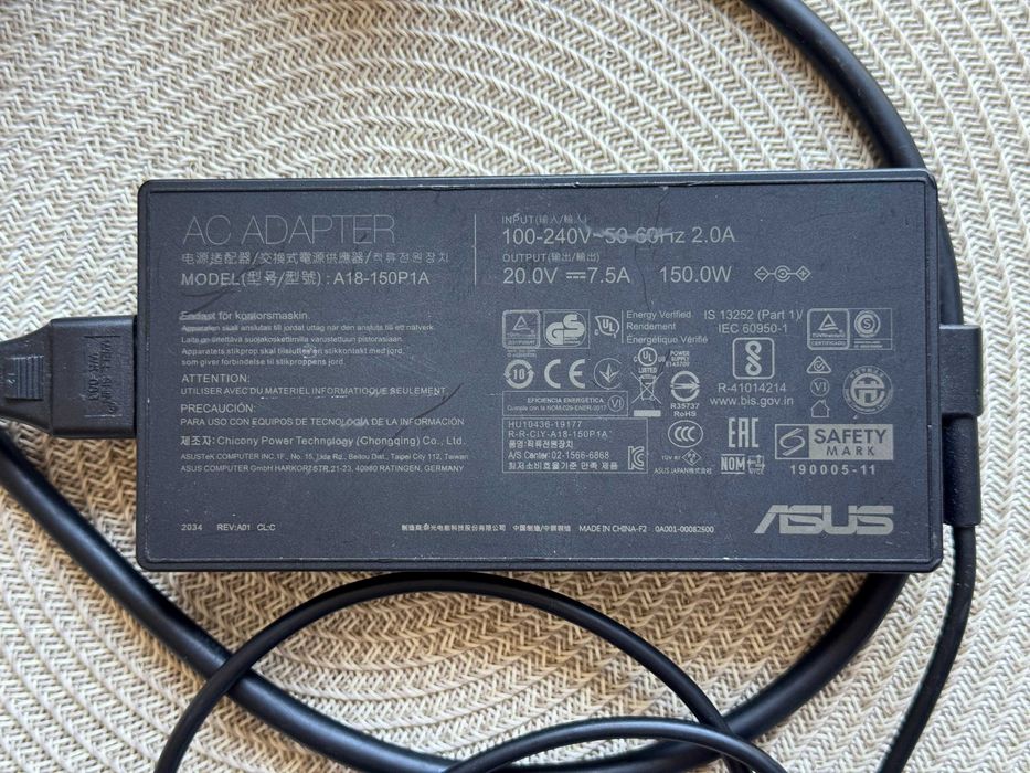 Laptop ASUS ROG Strix G15 G512LI-HN058 Black 2020