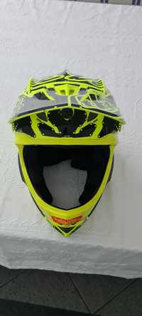 Capacete Troy lee