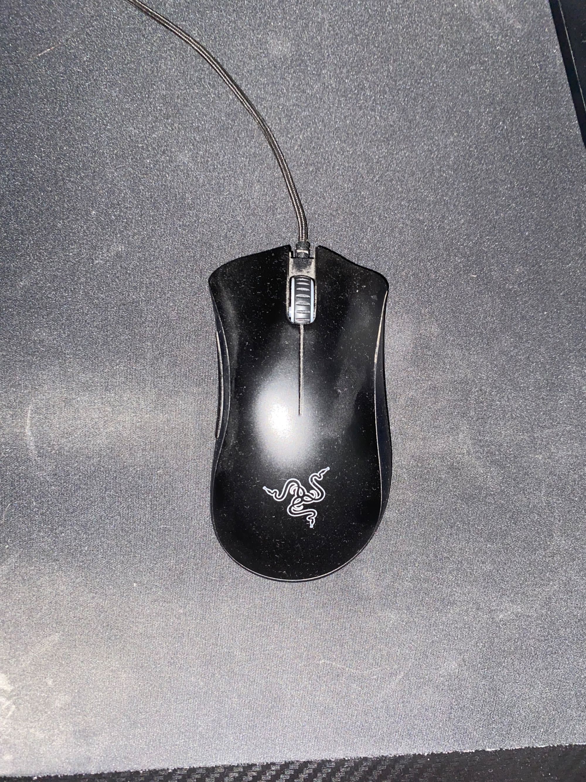 Komputer gamingowy+ myszka Razer+ klawiatura Razer+ Monitor MSI