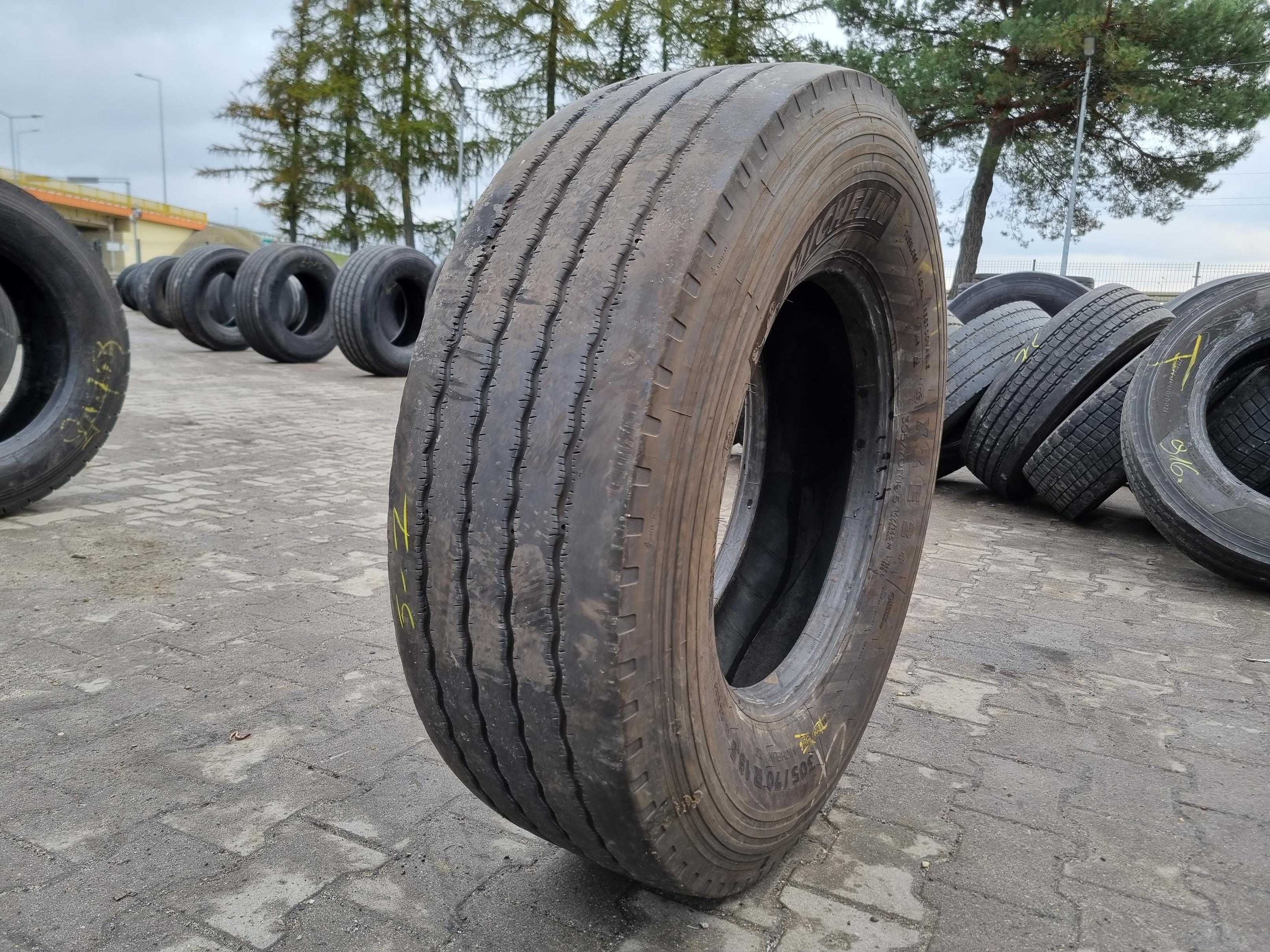 305/70R19.5 Opona MICHELIN XZE2+ 5-7mm Przód XZE 2