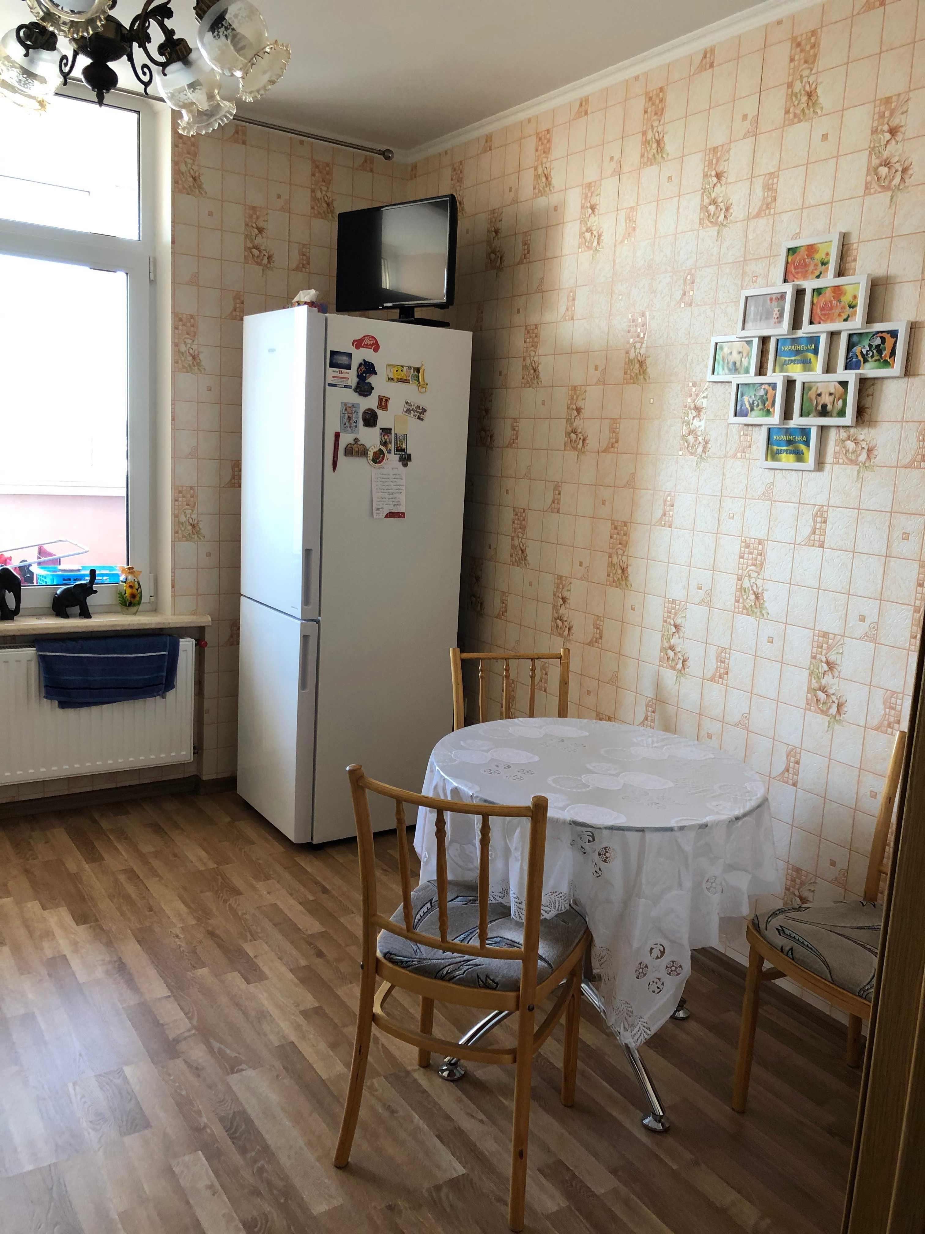 Продам 1 комнатную на Черемушках.