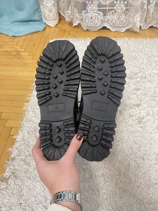 Жіночі шкіряні черевики Estro зима