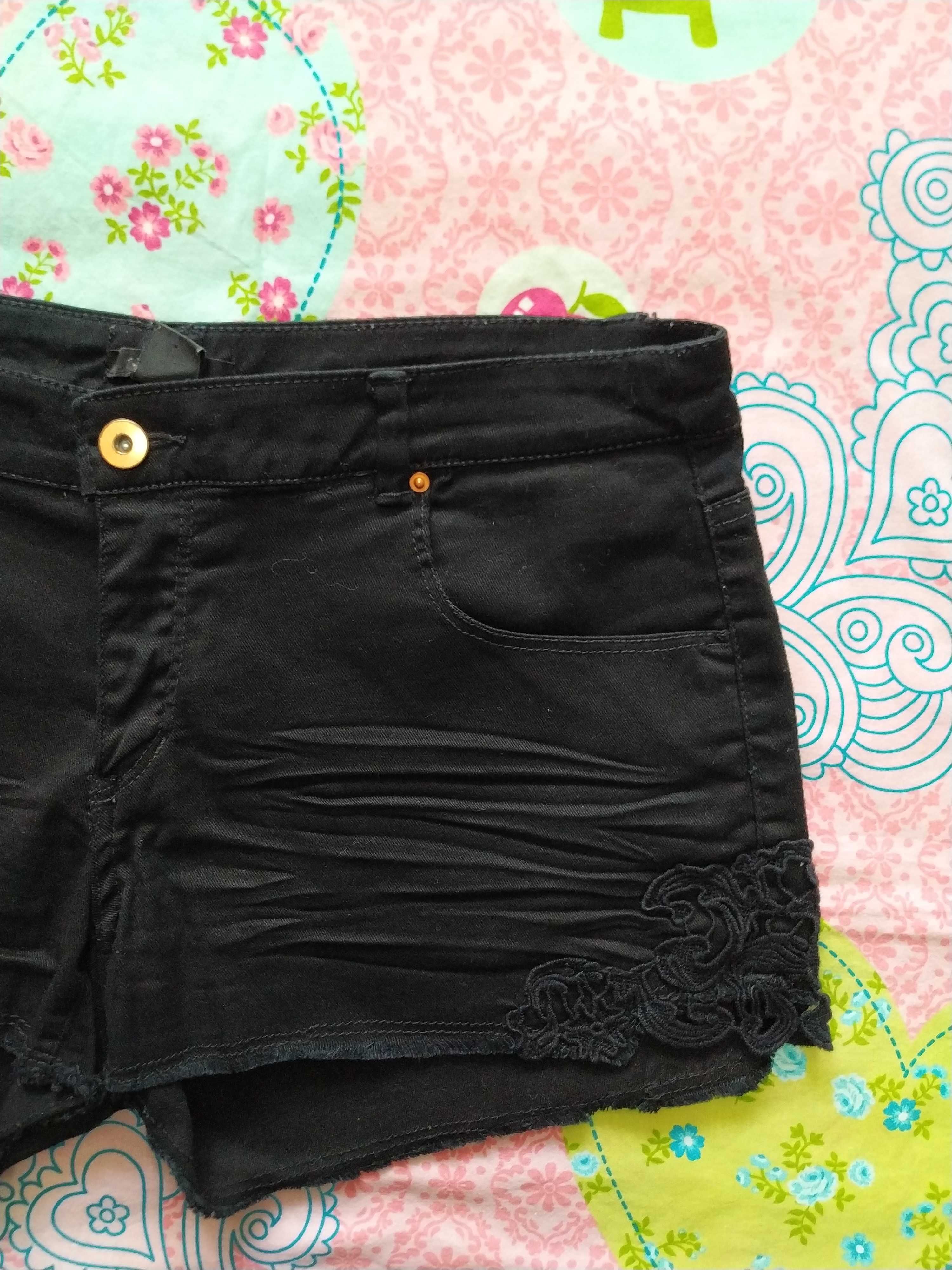 Чорні,джинсові,фірмові,жіночі шорти 46-48 р-H&M