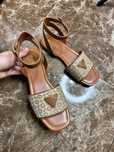 Босоніжки Guess
