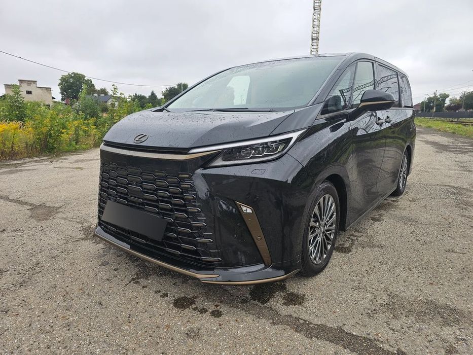 Lexus LM Lexus LM 350h Cesja