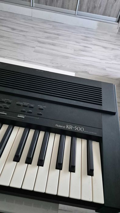 Keabord syntezator Roland KR 500