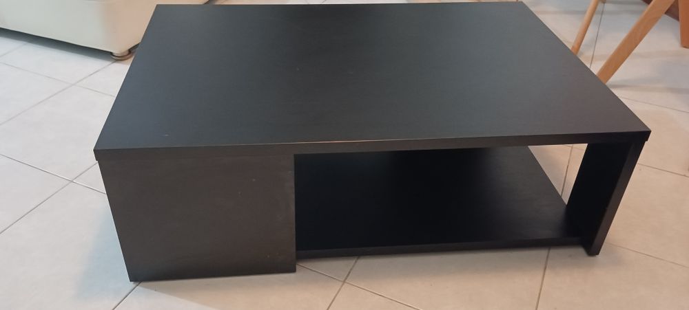 Mesa de centro preta como nova