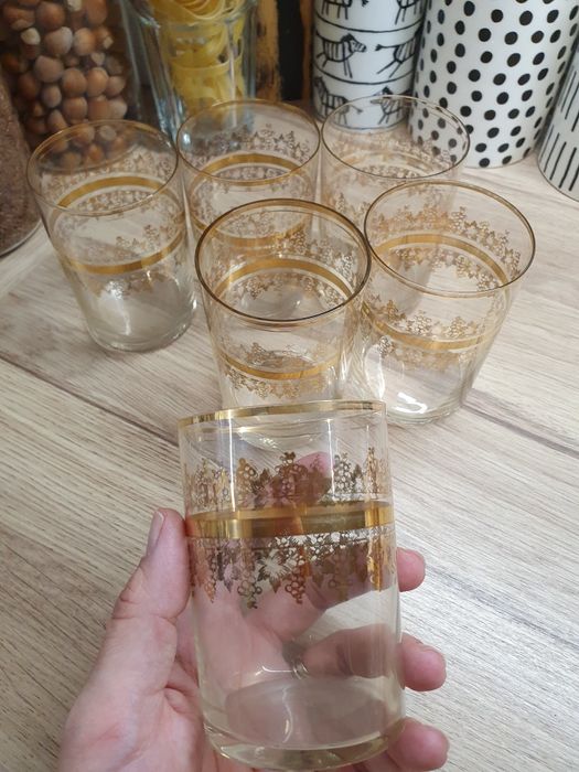 Ozdobne szklanki 6szt PRL złocone sliczne ornament