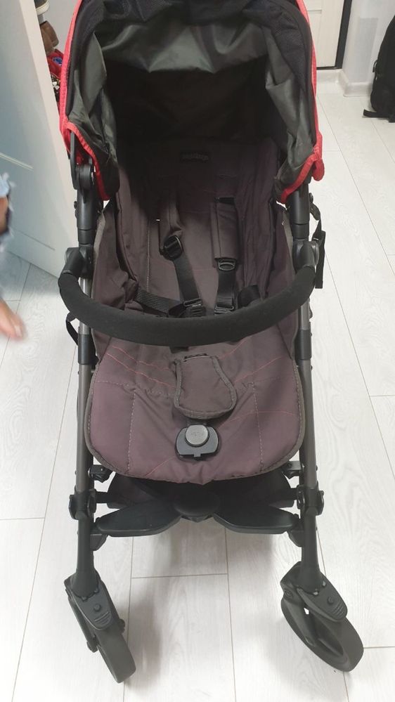 Прогулянкова коляска Peg Perego