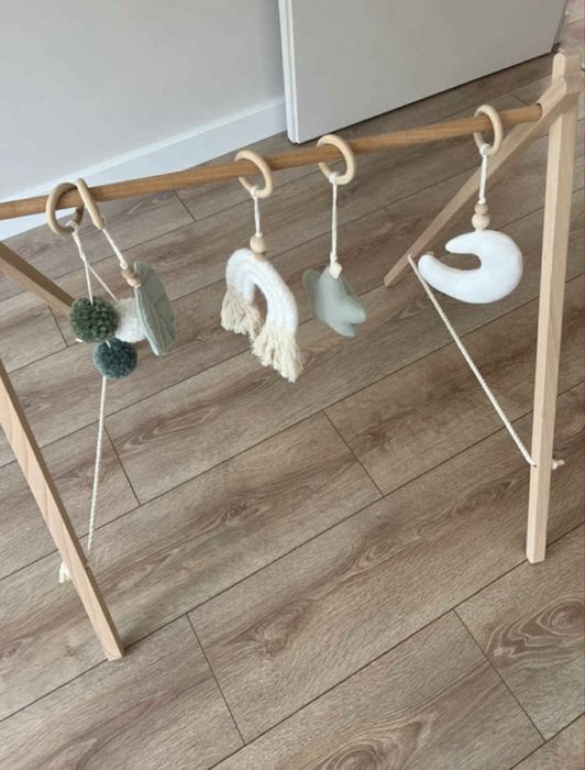 Stojak BabyGym z zawieszkami Baby Gym