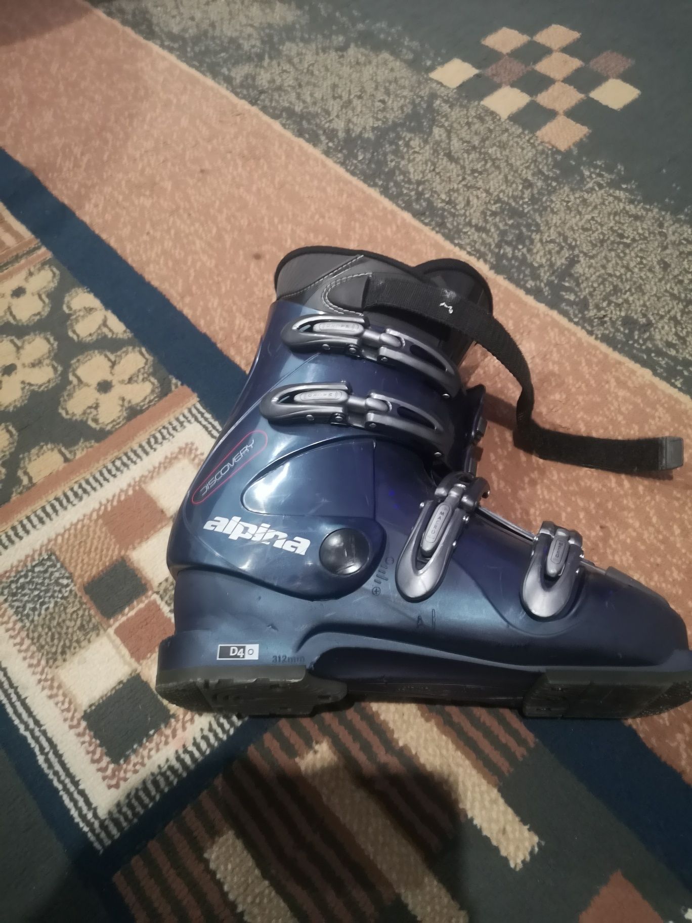 Ботинки для горных лыж 40-42 размер