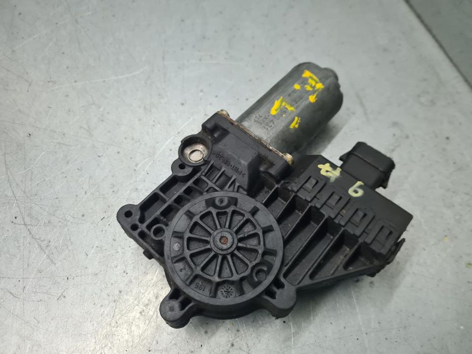 Motor vidro frente esquerdo OPEL Corsa C