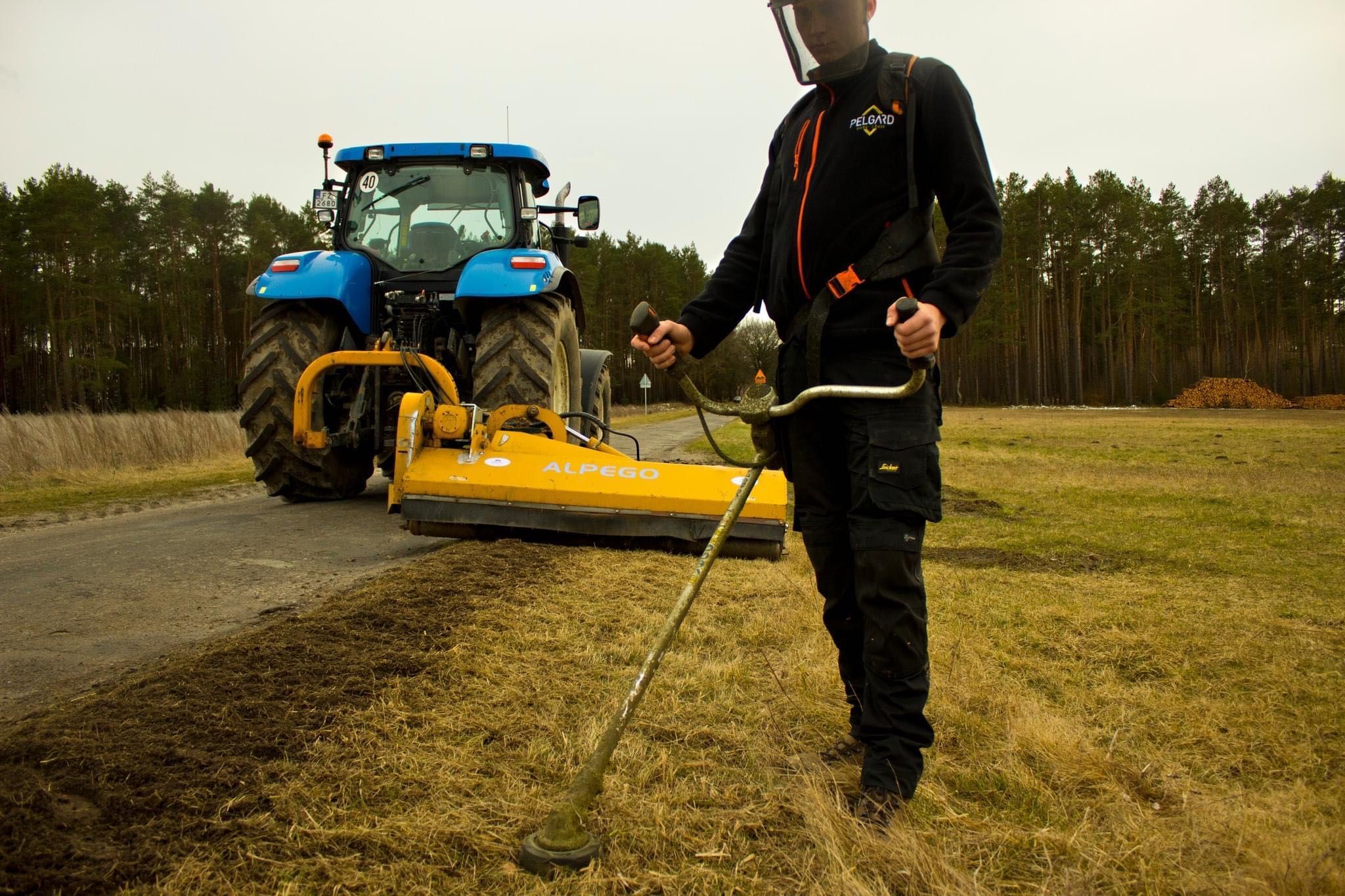 Roboty ziemne, usługi koparką, usługi transportowe, karczowanie