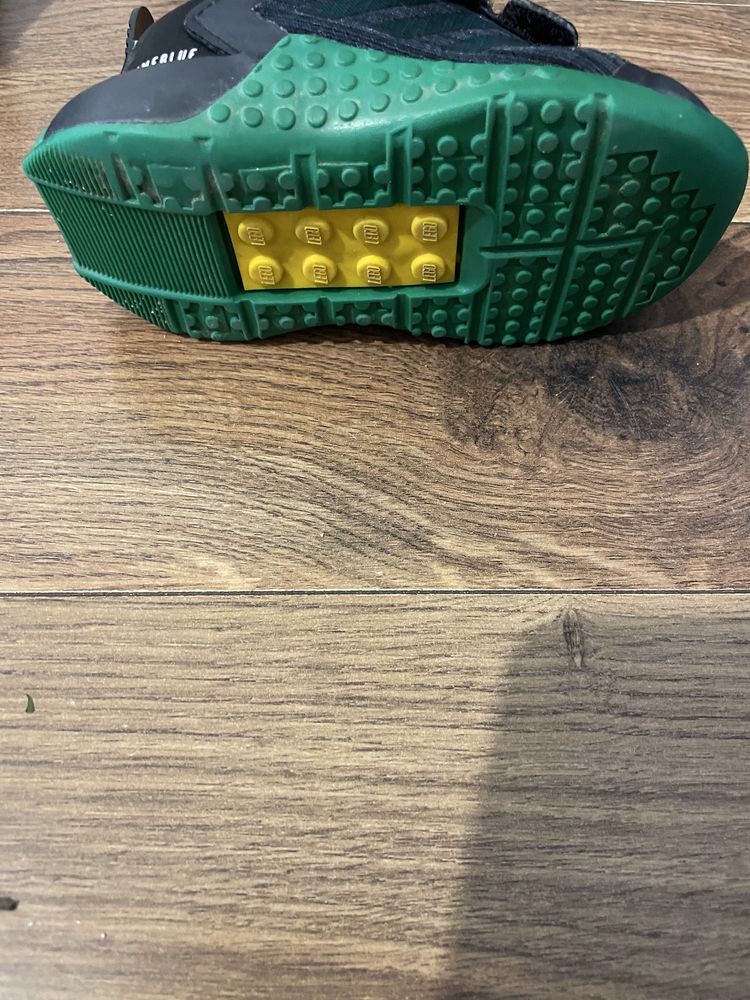 Buciki chłopięce Adidas Lego roz. 20
