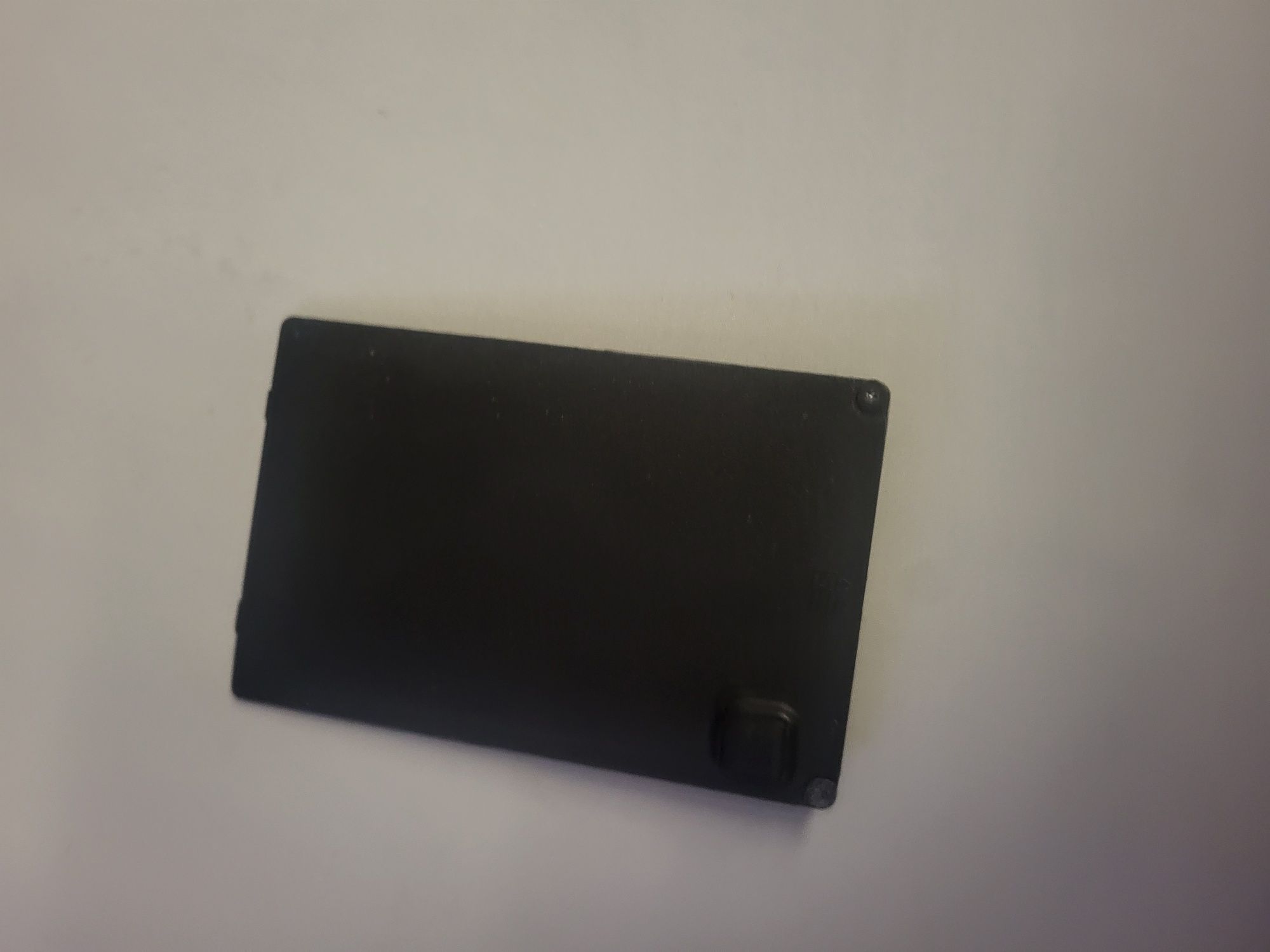 Sprzedam klapkę do laptopa Lenovo G550 .Posiadam wiecej części