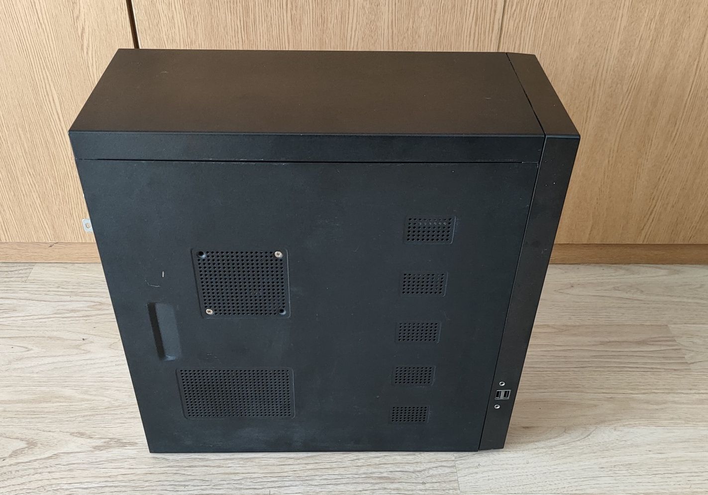 Компьютер. AMD A8 6600k,8gb ram,320 hdd.