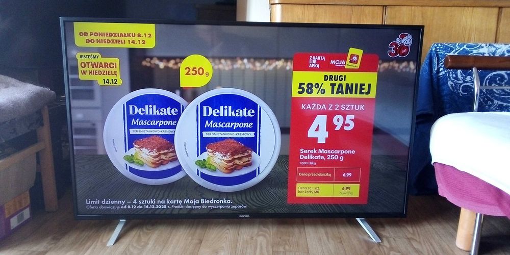 Telewizor Manta 55 cali 4k UHD smart tv dvb t2 bardzo dobry stan